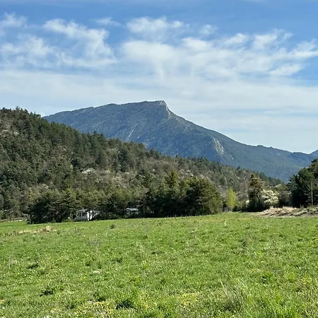 Hotel Au Pied Du De Castillon